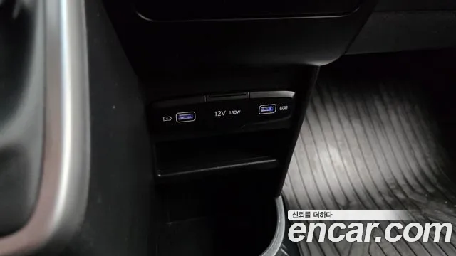 Hyundai Staria — Фото автомобиля 30