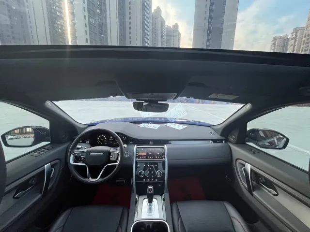 Land Rover Discovery Sport — Фото автомобиля 15
