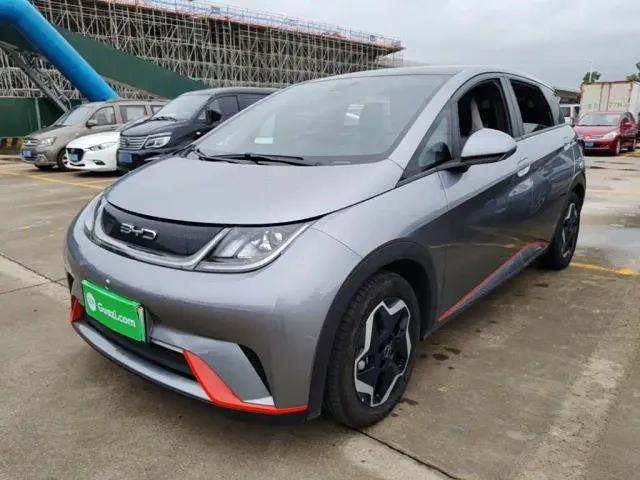 Фотография автомобиля — BYD Dolphin