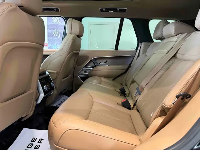 Land Rover Range Rover — Фото автомобиля 15