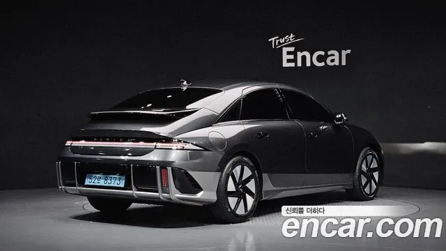 Hyundai Ioniq 6 — Фото автомобиля 2