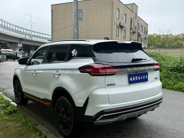 Geely Boyue — Фото автомобиля 4