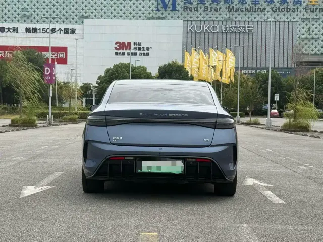 BYD Seal — Фото автомобиля 8