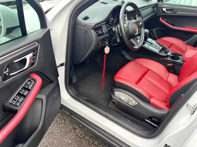 Porsche Macan — Фото автомобиля 10
