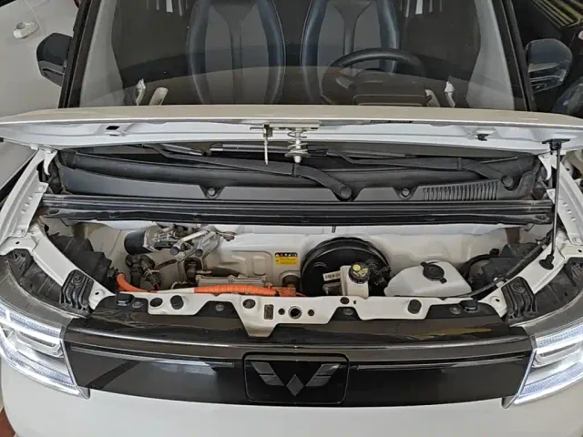 Wuling Hongguang Mini EV — Фото автомобиля 15