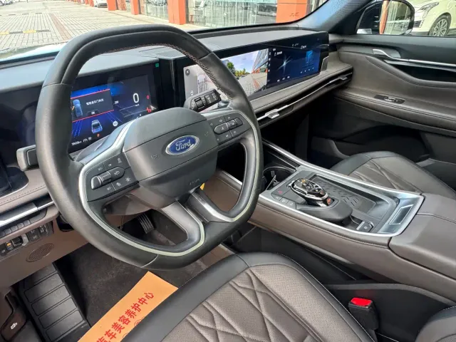 Ford Edge — Фото автомобиля 9