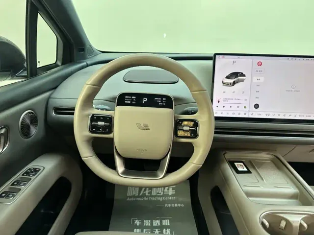 Li Auto Li Auto i6 2025 2WD Base Model — Фото автомобиля 10