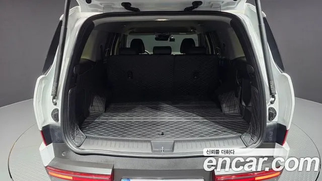 Hyundai Santafe Santa Fe (MX5) Бензин 2.5T 2WD — Фото автомобиля 30