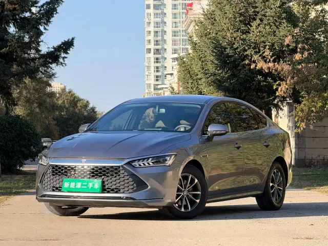Фотография автомобиля — BYD Qin PLUS