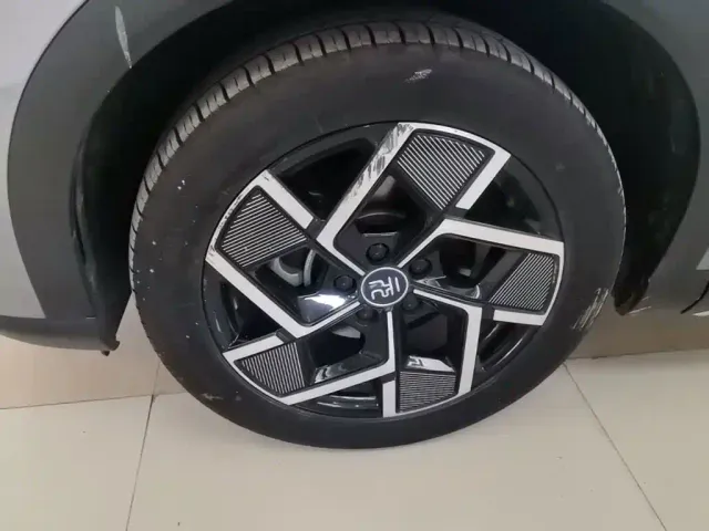 BYD Yuan PLUS — Фото автомобиля 22