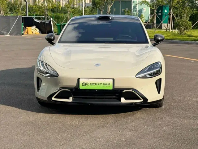 Xiaomi SU7 — Фото автомобиля 2