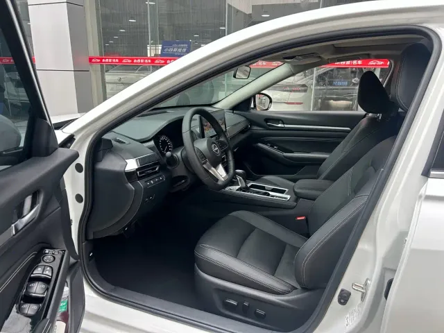 Nissan Teana — Фото автомобиля 8