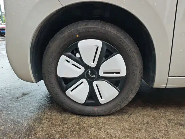 Wuling Hongguang Mini EV — Фото автомобиля 22