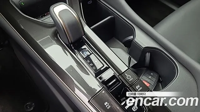 Toyota Crown — Фото автомобиля 7