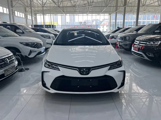 Toyota Corolla — Фото автомобиля 2