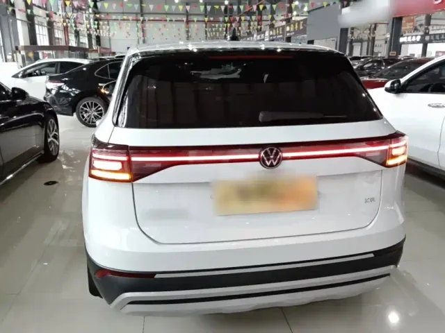 Volkswagen Tharu — Фото автомобиля 5