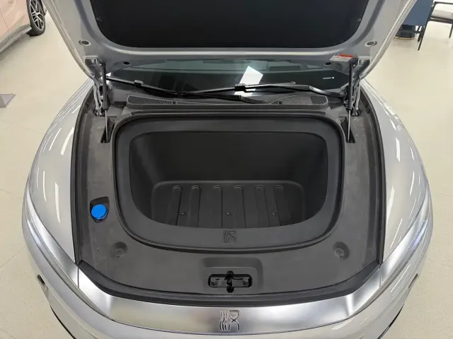 BYD Han L — Фото автомобиля 8