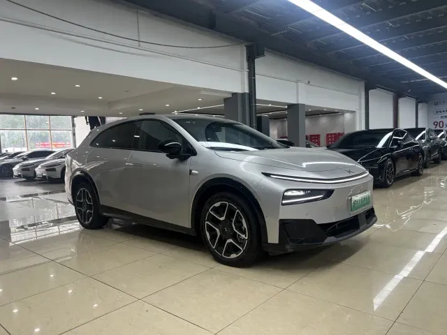 Xpeng G7 — Фото автомобиля 3
