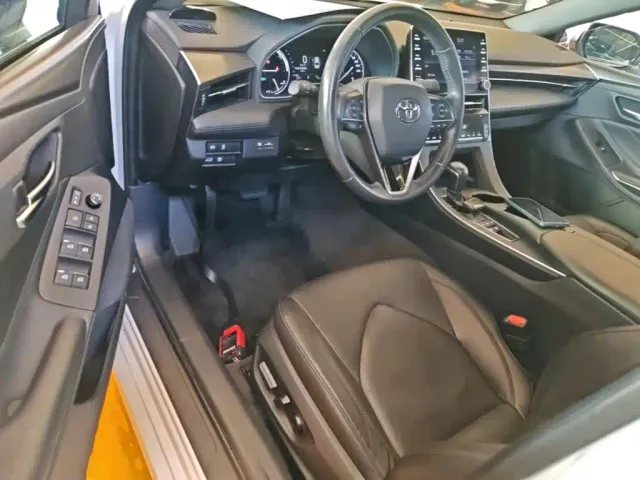 Toyota Avalon — Фото автомобиля 15