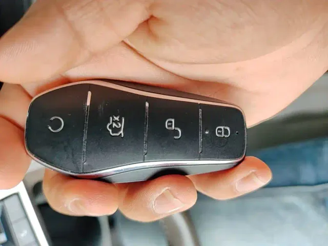 BYD Qin PLUS — Фото автомобиля 8