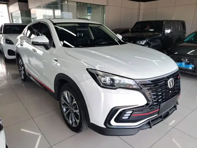 Changan CS85 COUPE — Фото автомобиля 3