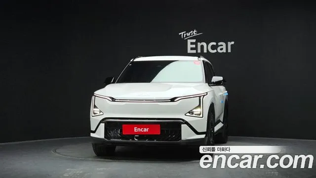 Kia EV5 — Фото автомобиля 3