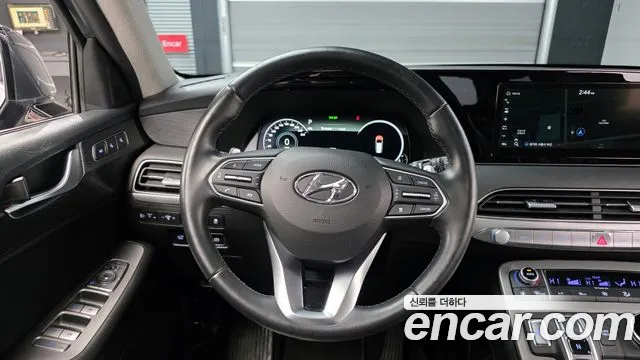 Hyundai Palisade Palisade Бензин 3.8 2WD — Фото автомобиля 13