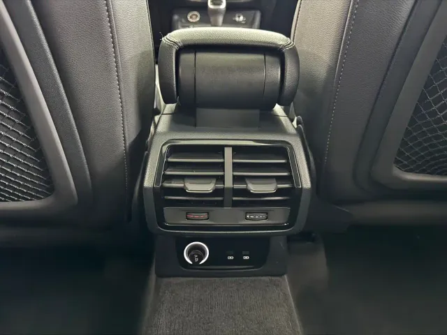 Audi Q3 — Фото автомобиля 12