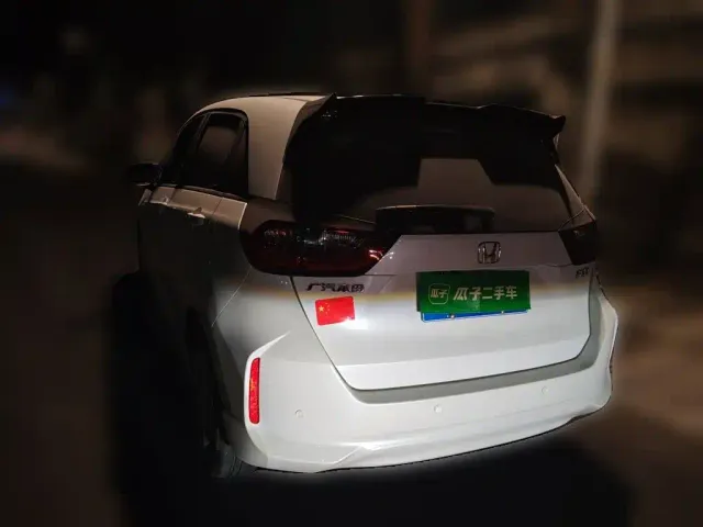 Honda Fit — Фото автомобиля 4