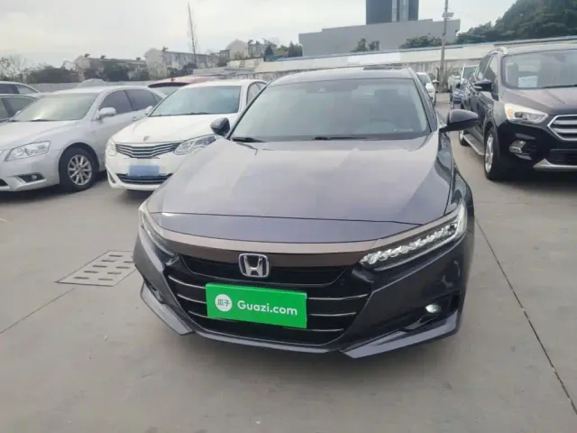 Honda Accord — Фото автомобиля 2