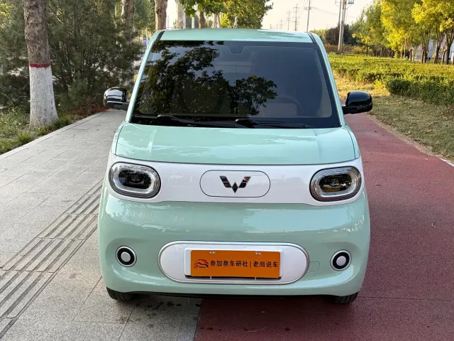 Wuling Hongguang Mini EV — Фото автомобиля 2