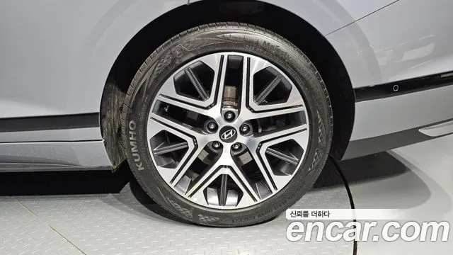 Hyundai Grandeur GN7 — Фото автомобиля 6