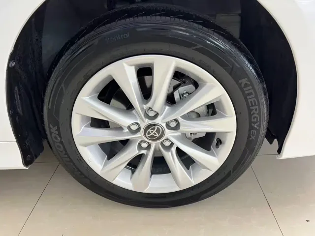 Toyota Corolla — Фото автомобиля 20