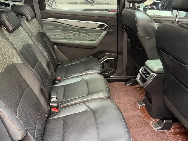 Geely Haoyue L — Фото автомобиля 8
