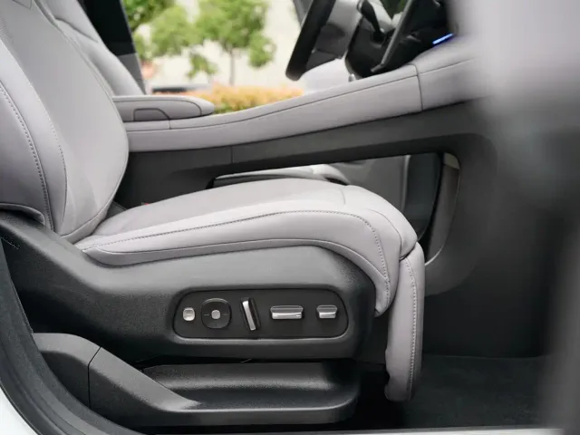 Nio EC6 — Фото автомобиля 13