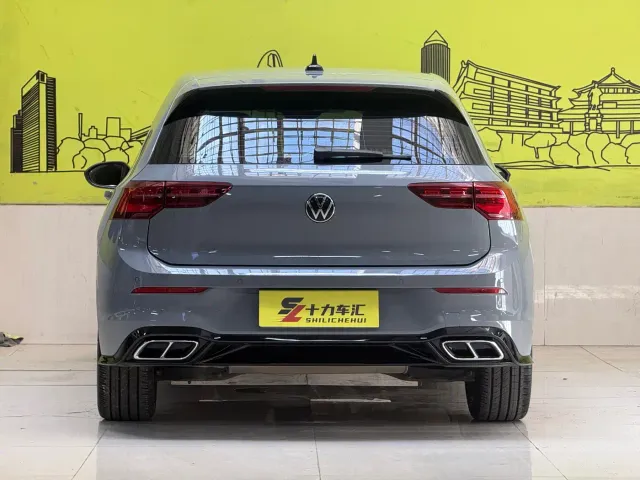 Volkswagen Golf — Фото автомобиля 5