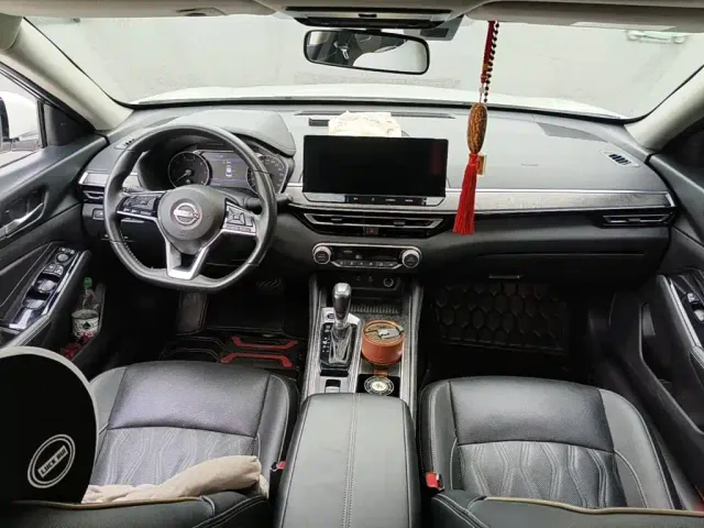 Nissan Teana — Фото автомобиля 12