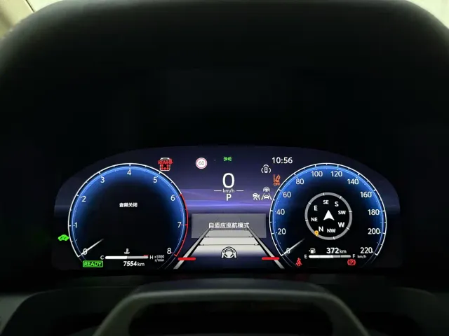 Toyota Vellfire — Фото автомобиля 10