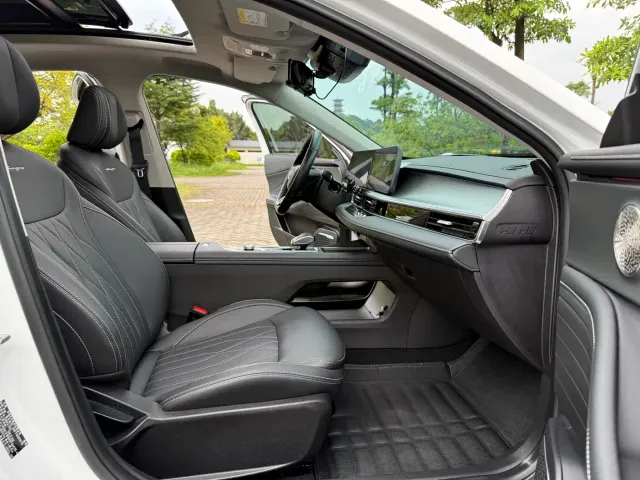 Chery Arrizo 8 — Фото автомобиля 9