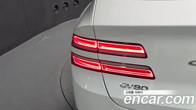 Genesis GV80 — Фото автомобиля 8