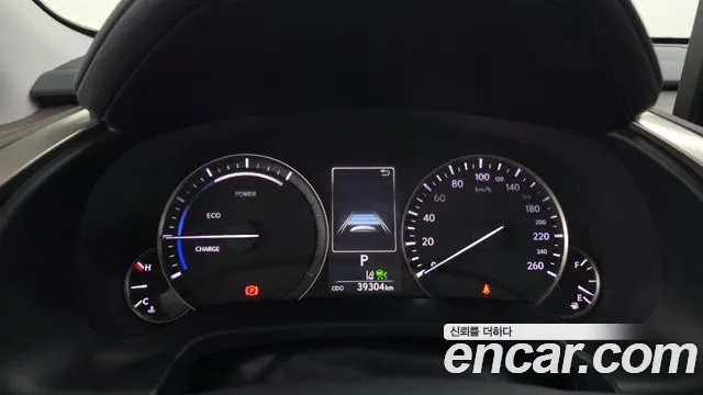 Lexus RX — Фото автомобиля 8