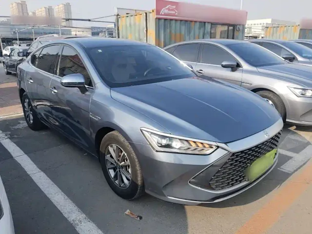 BYD Qin PLUS — Фото автомобиля 3
