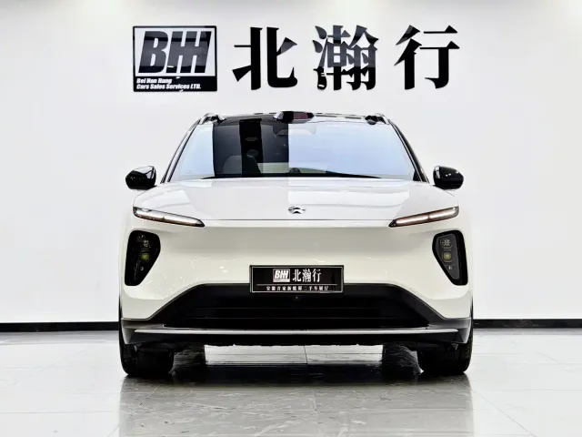 Nio ES6 — Фото автомобиля 2