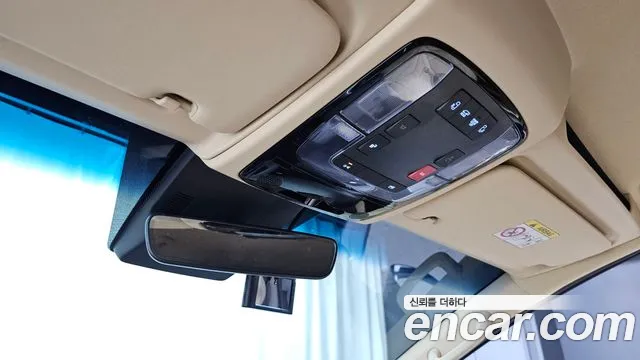 Hyundai Staria Staria 4WD Tourer 11 мест — Фото автомобиля 26