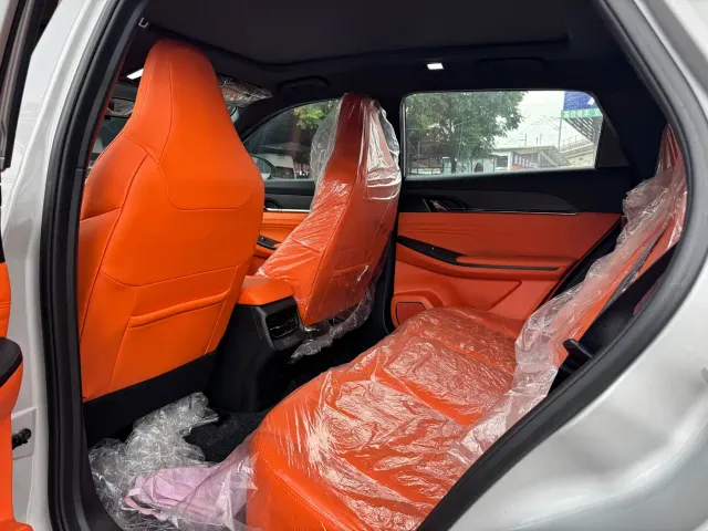 Dongfeng Fengshen L7 — Фото автомобиля 8