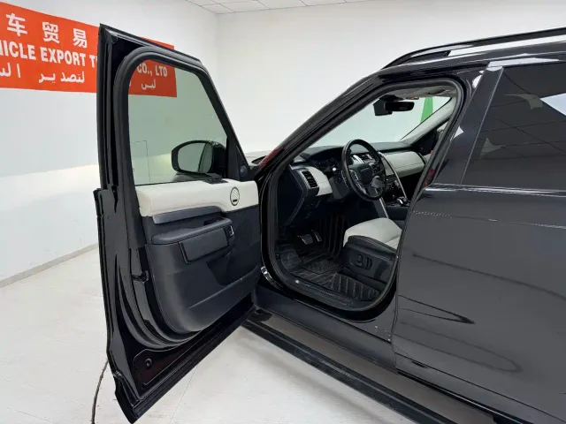 Land Rover Discovery — Фото автомобиля 23
