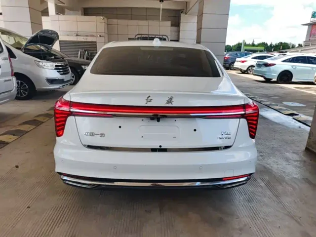 Hongqi H5 — Фото автомобиля 5