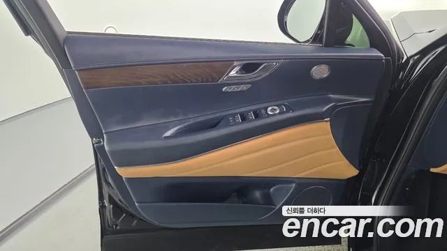 Genesis GV80 — Фото автомобиля 13