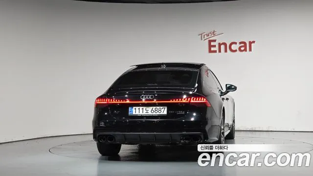 Audi A7 4K — Фото автомобиля 4