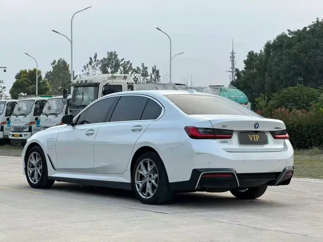 BMW i3 — Фото автомобиля 7